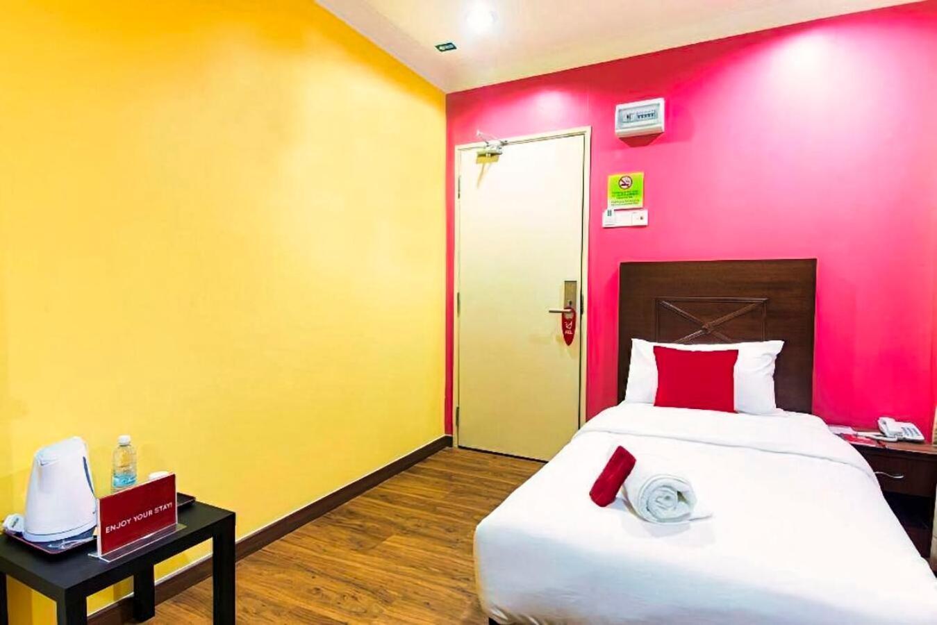 Hotel Sunjoy9 Bandar Sunway Петалинг Джая Екстериор снимка